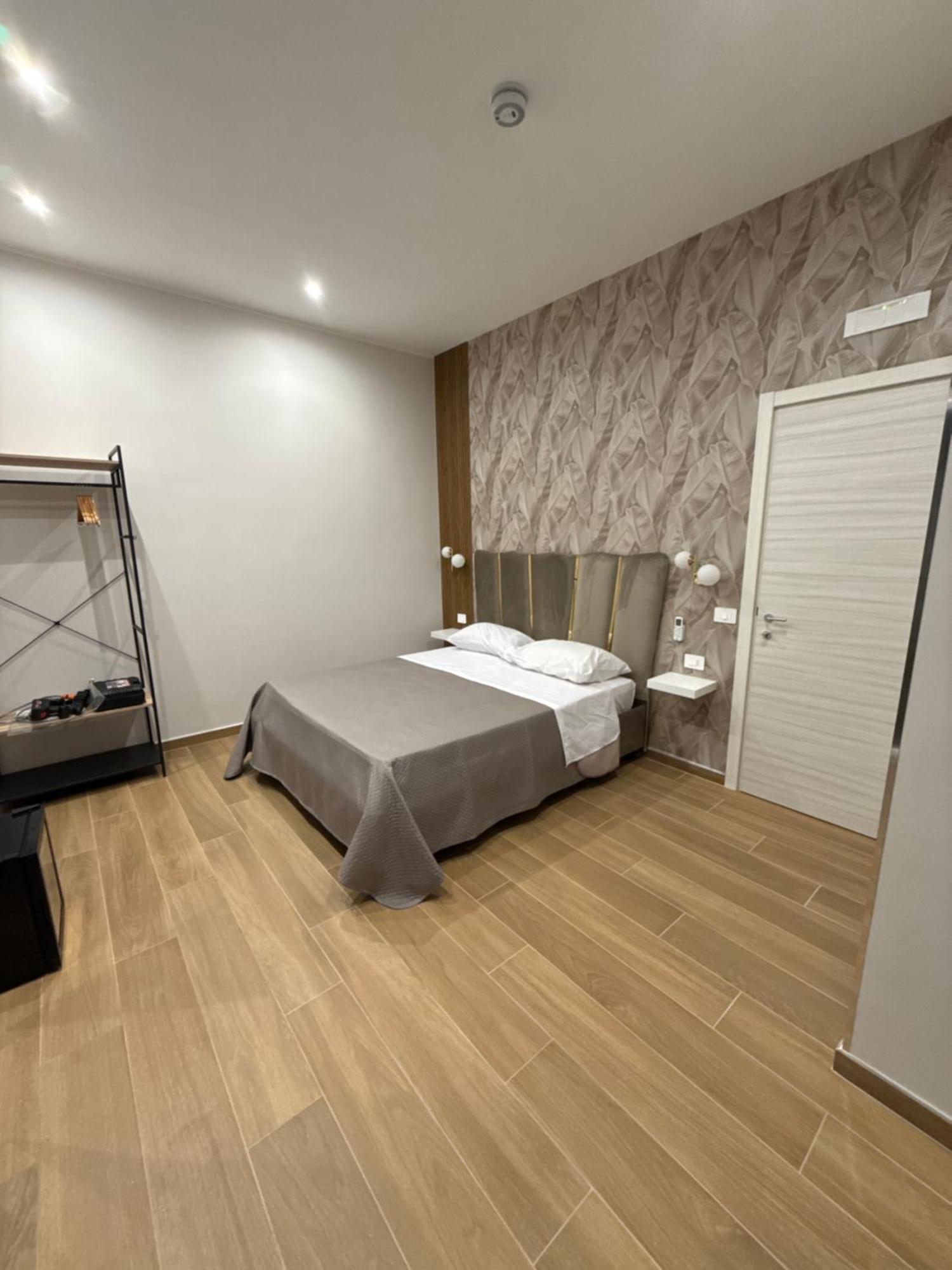 Hotel Il Regno Di Napoli Esterno foto