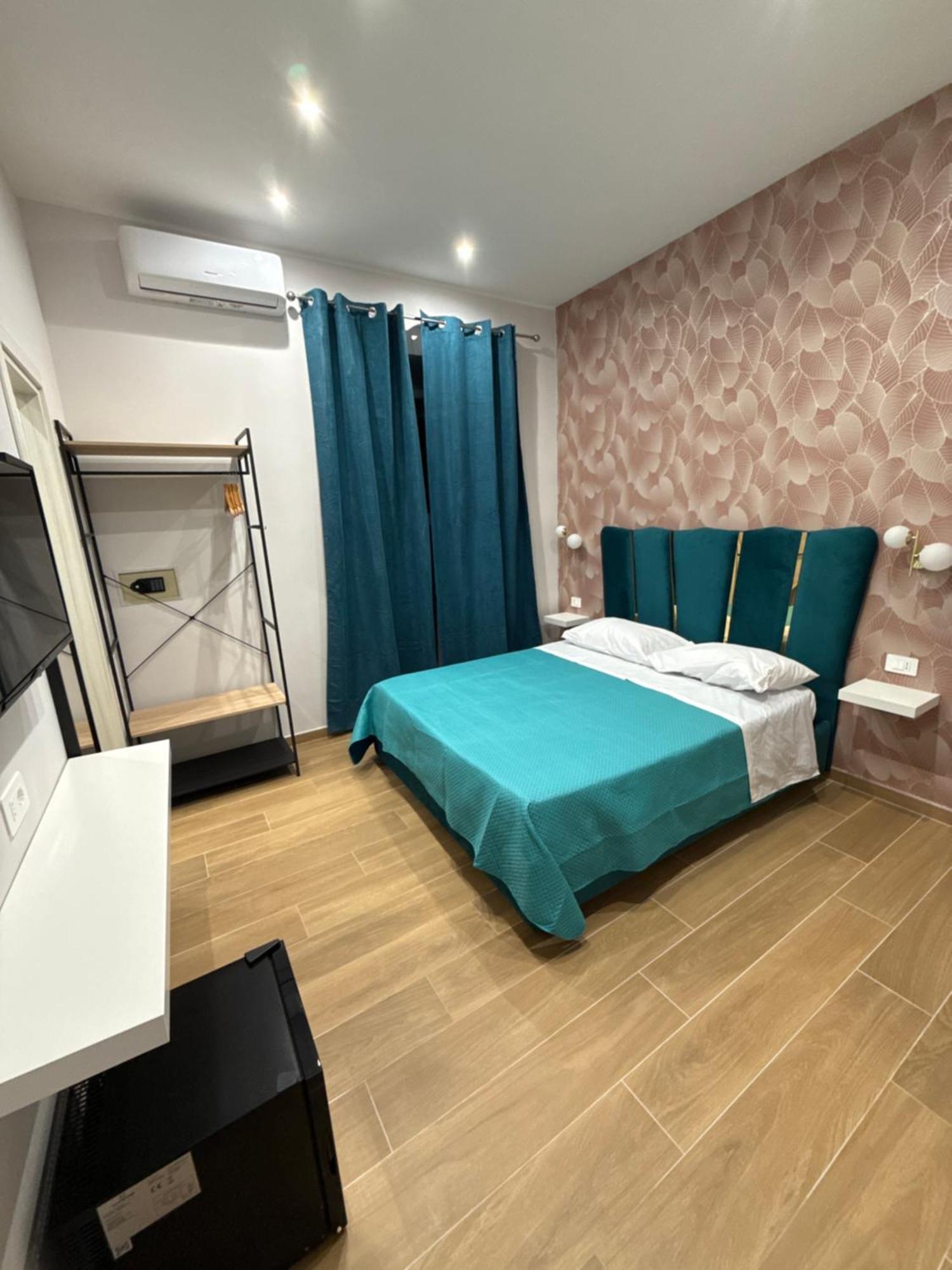 Hotel Il Regno Di Napoli Esterno foto
