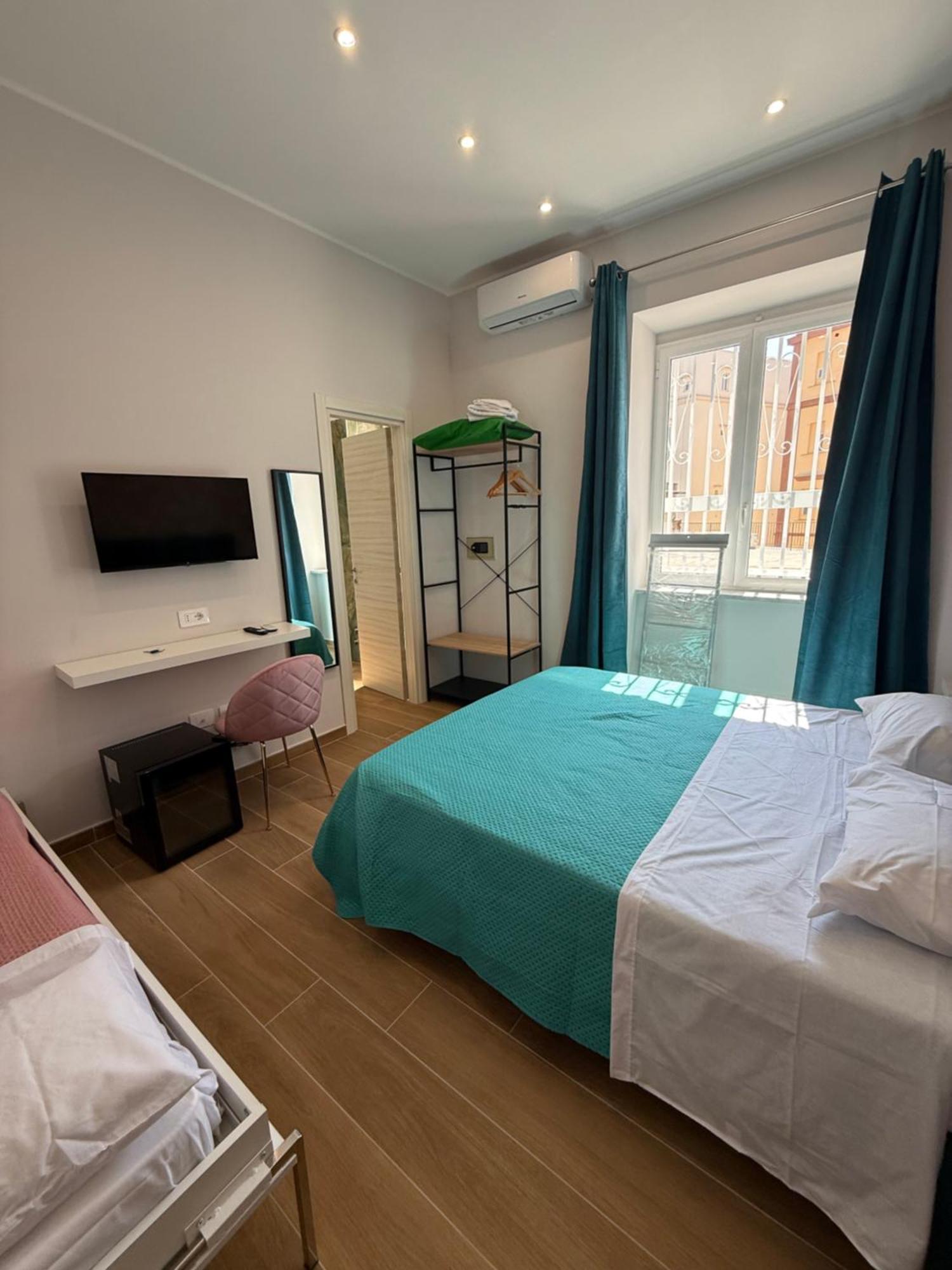 Hotel Il Regno Di Napoli Esterno foto