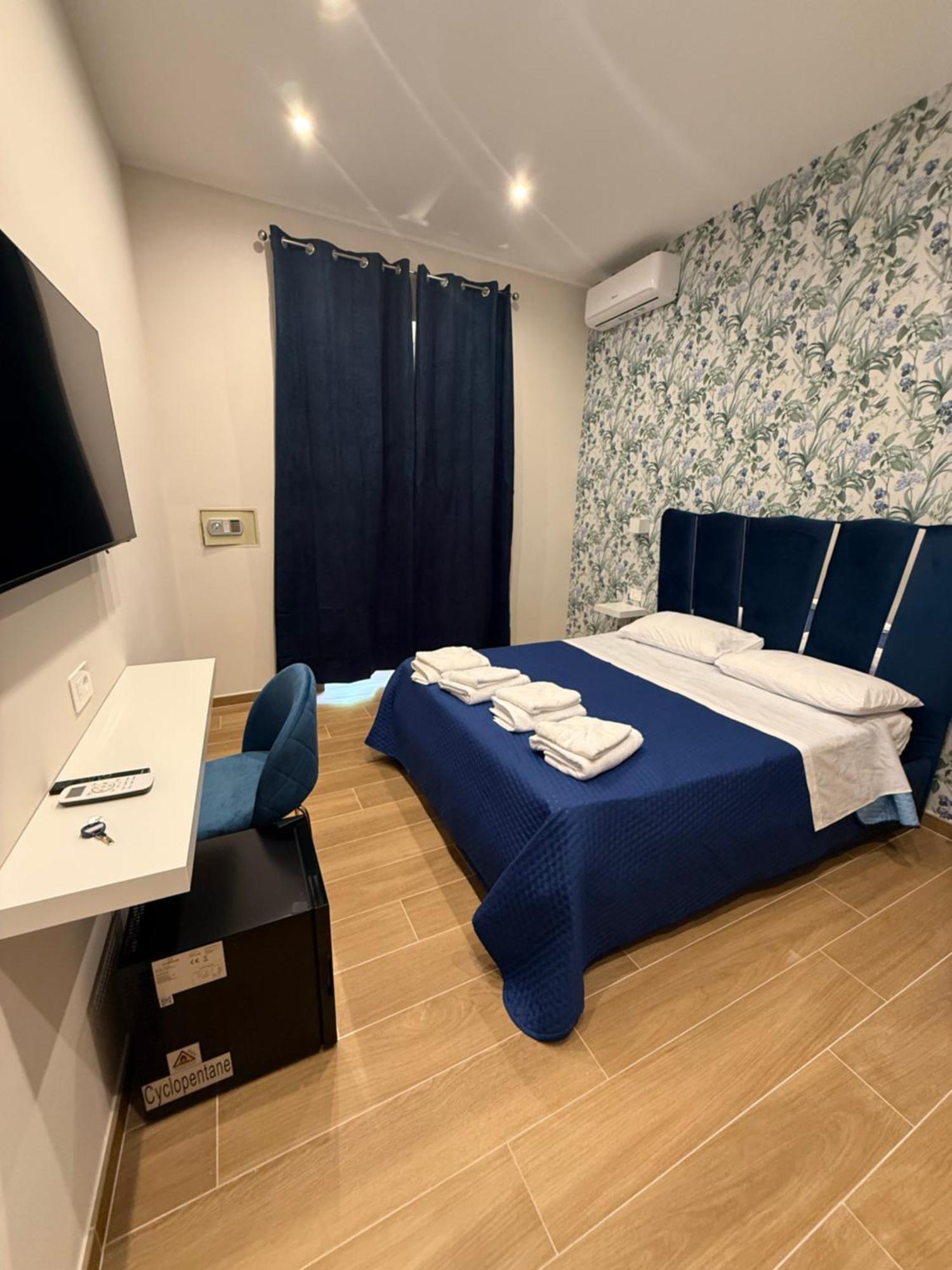 Hotel Il Regno Di Napoli Esterno foto