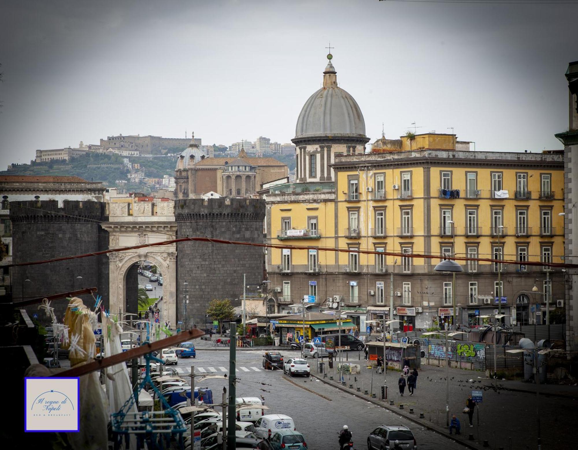 Hotel Il Regno Di Napoli Esterno foto