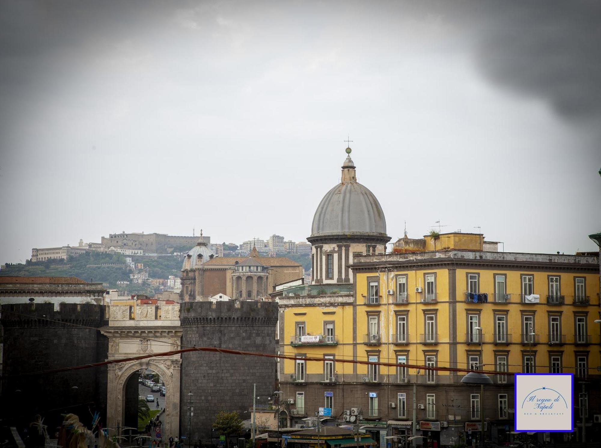 Hotel Il Regno Di Napoli Esterno foto